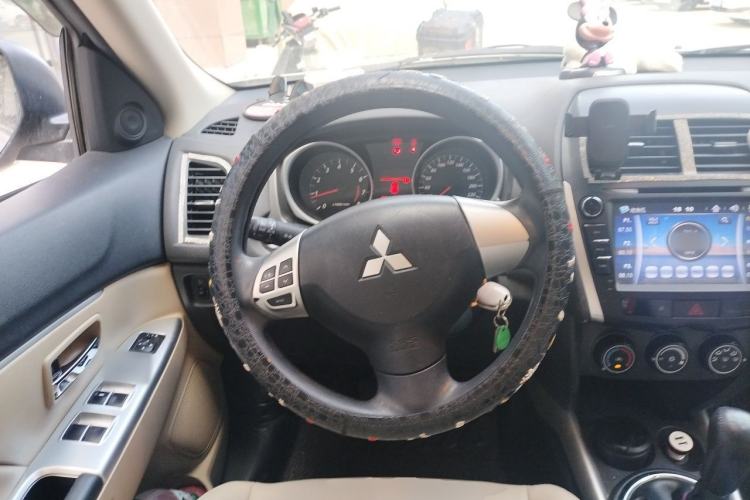 Used Mitsubishi ASX 2016 1.6L Manual Two-Wheel Drive Entry Version Steering Wheel