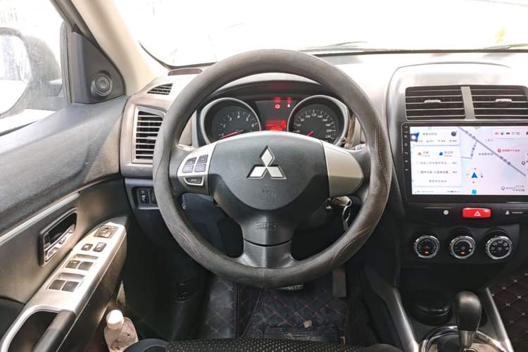 Used Mitsubishi ASX 2016 2.0L CVT Two-Wheel Drive Excellence Edition Steering Wheel
