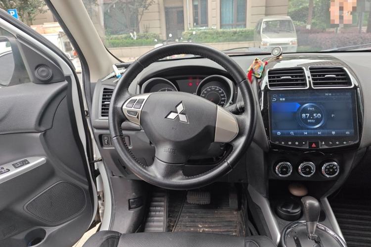 Used Mitsubishi ASX 2016 2.0L CVT Two-Wheel Drive Navigation Edition Steering Wheel