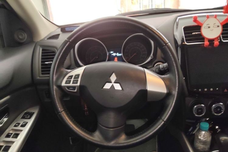 Used Mitsubishi ASX 2016 2.0L CVT Two-Wheel Drive Navigation Edition Steering Wheel