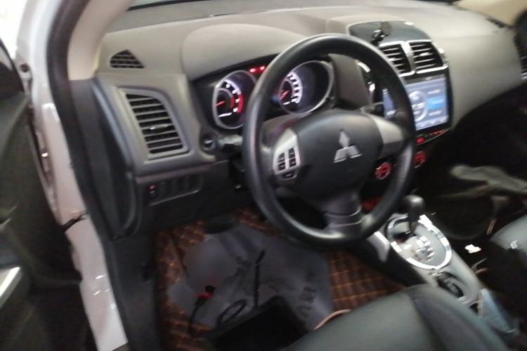 Used Mitsubishi ASX 2016 2.0L CVT Two-Wheel Drive Navigation Edition Steering Wheel