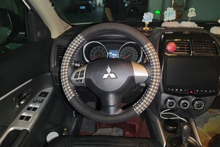 Used Mitsubishi ASX 2016 2.0L CVT Two-Wheel Drive Navigation Edition Steering Wheel