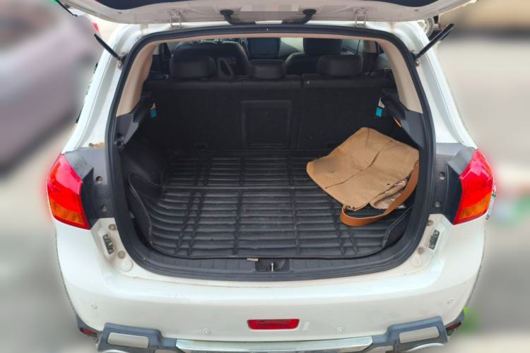 Used Mitsubishi ASX 2016 2.0L CVT Two-Wheel Drive Navigation Edition Trunk