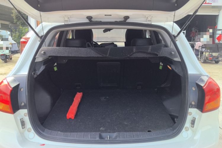Used Mitsubishi ASX 2016 2.0L CVT Two-Wheel Drive Navigation Edition Trunk