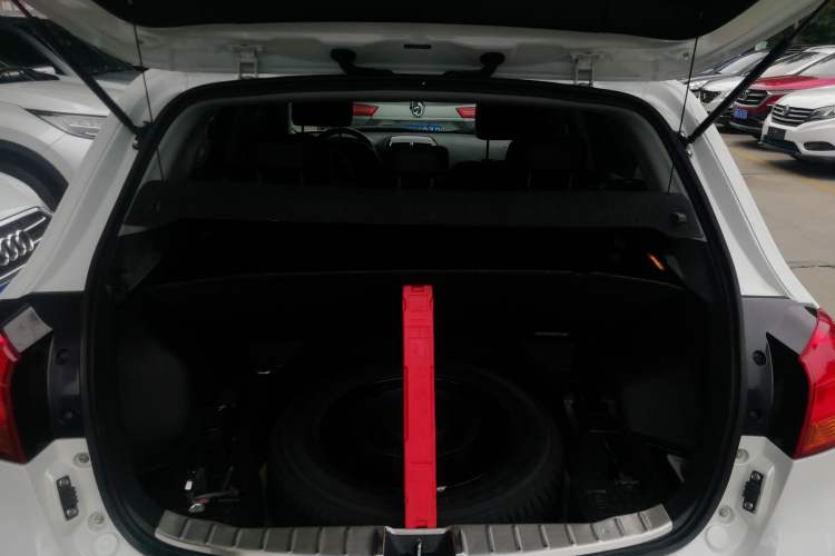 Used Mitsubishi ASX 2016 2.0L CVT Two-Wheel Drive Navigation Edition Trunk