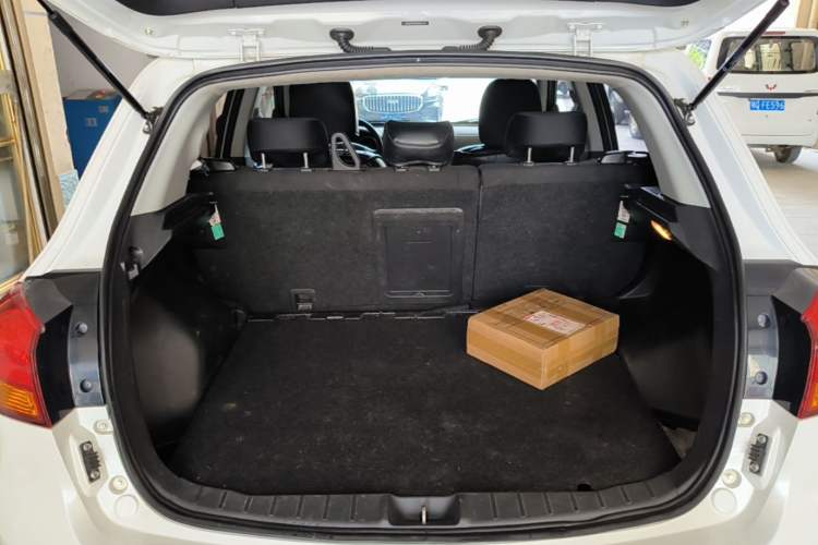 Used Mitsubishi ASX 2016 1.6L Manual Two-Wheel Drive Pioneer Edition Trunk