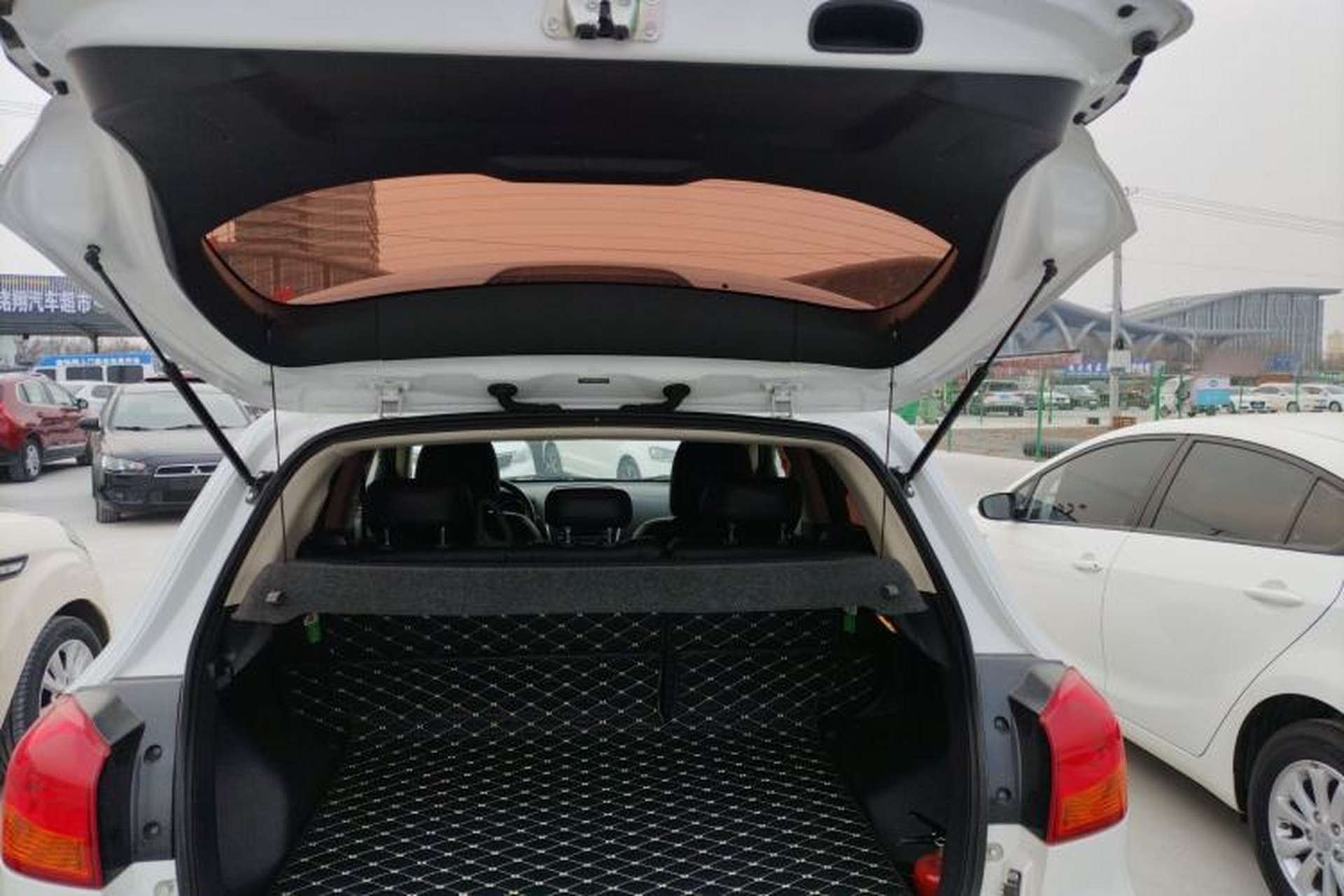 Used Mitsubishi ASX 2016 1.6L Manual Two-Wheel Drive Entry Version Trunk