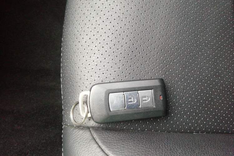 Used Mitsubishi ASX 2016 2.0L CVT Two-Wheel Drive Navigation Edition Vehicle Key