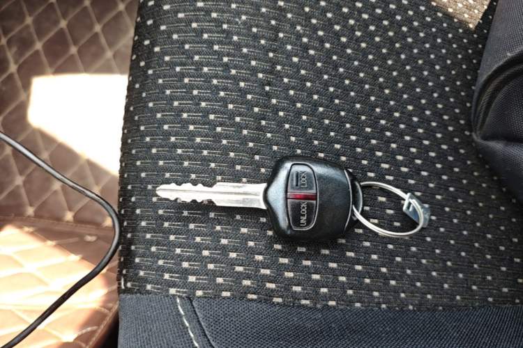 Used Mitsubishi ASX 2016 2.0L CVT Two-Wheel Drive Excellence Edition Vehicle Key
