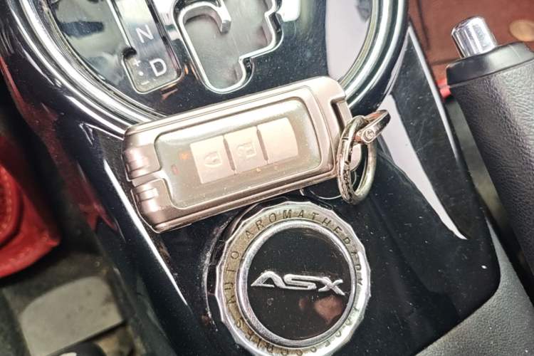 Used Mitsubishi ASX 2016 2.0L CVT Two-Wheel Drive Navigation Edition Vehicle Key