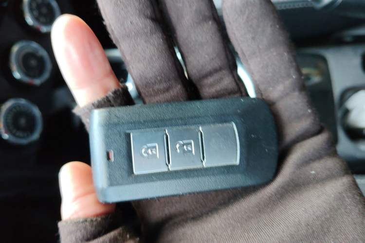 Used Mitsubishi ASX 2016 2.0L CVT Two-Wheel Drive Navigation Edition Vehicle Key