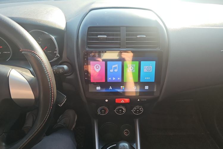 Used Mitsubishi ASX 2018 1.6L Manual Two-Wheel Drive Fashion Edition Audio And AC Panel