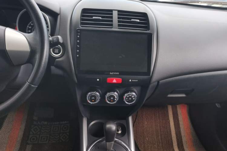 Used Mitsubishi ASX 2018 2.0L CVT Two-Wheel Drive Deluxe Edition Audio And AC Panel