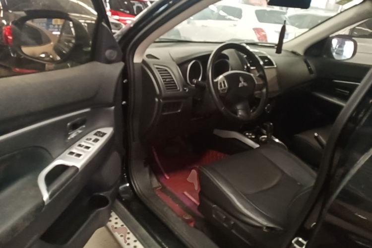 Used Mitsubishi ASX 2018 2.0L CVT Two-Wheel Drive Deluxe Edition Driver Seat
