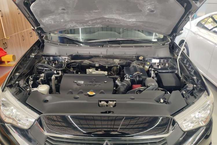 Used Mitsubishi ASX 2018 2.0L CVT Two-Wheel Drive Deluxe Edition Engine Bay