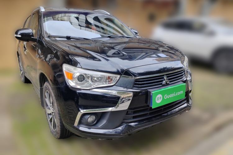 Used Mitsubishi ASX 2018 2.0L CVT Two-Wheel Drive Deluxe Edition Exterior 2