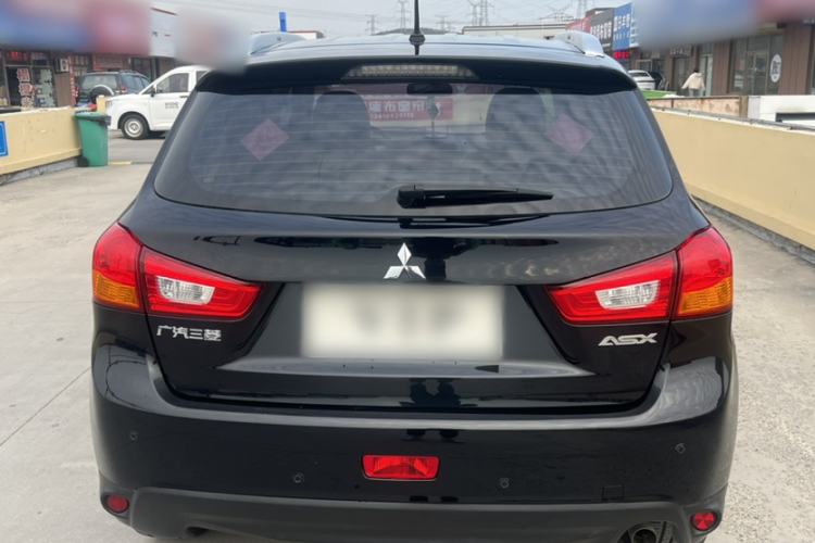 Used Mitsubishi ASX 2018 2.0L CVT Two-Wheel Drive Deluxe Edition Exterior 4