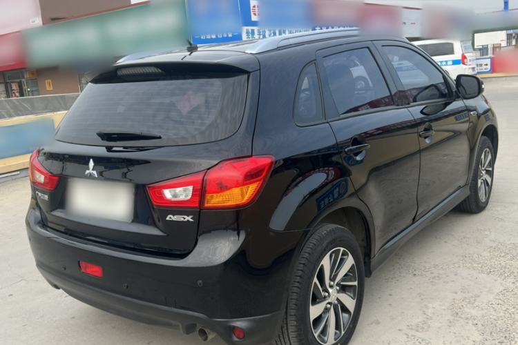 Used Mitsubishi ASX 2018 2.0L CVT Two-Wheel Drive Deluxe Edition Exterior 5