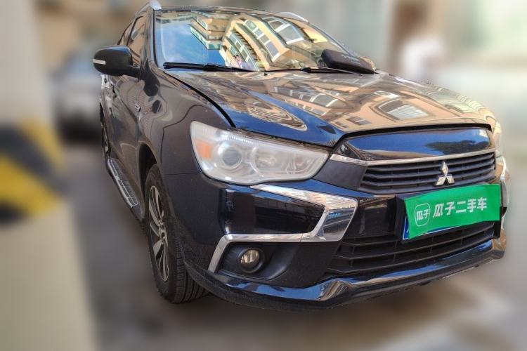 Used Mitsubishi ASX 2018 1.6L Manual Two-Wheel Drive Fashion Edition Front Right 45 Deg