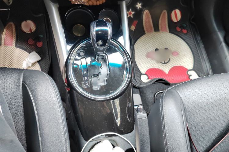 Used Mitsubishi ASX 2018 2.0L CVT Two-Wheel Drive Deluxe Edition Gear Lever