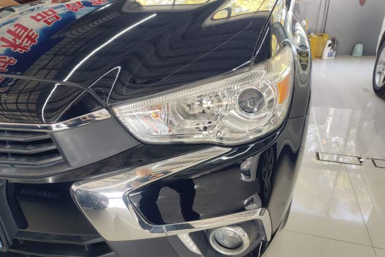 Used Mitsubishi ASX 2018 2.0L CVT Two-Wheel Drive Deluxe Edition Left Front Headlight