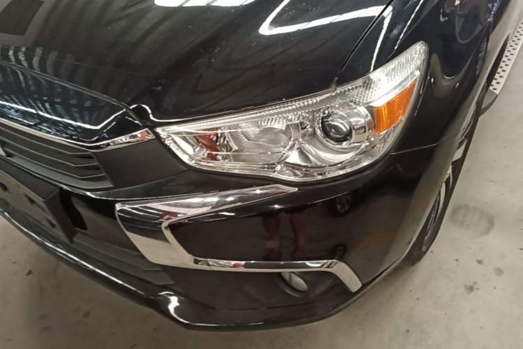 Used Mitsubishi ASX 2018 2.0L CVT Two-Wheel Drive Deluxe Edition Left Front Headlight