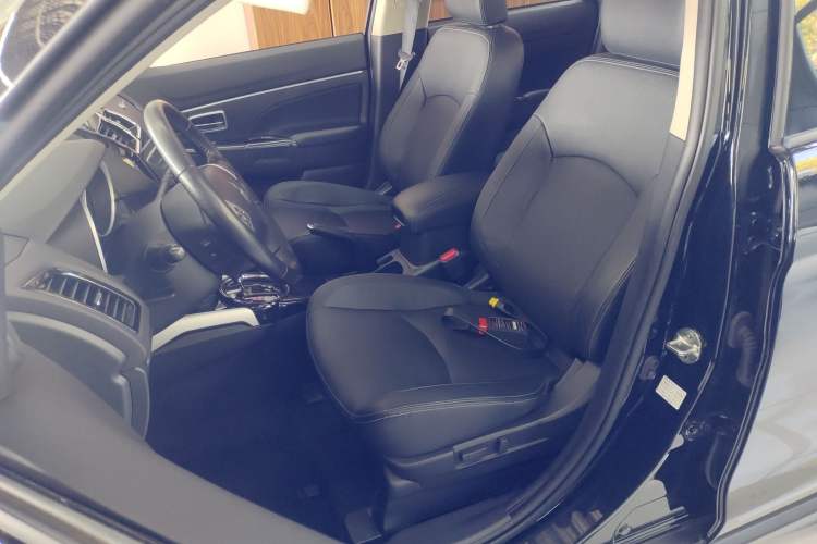 Used Mitsubishi ASX 2018 2.0L CVT Two-Wheel Drive Deluxe Edition Left Front Seat