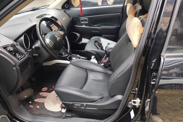 Used Mitsubishi ASX 2018 2.0L CVT Two-Wheel Drive Deluxe Edition Left Front Seat