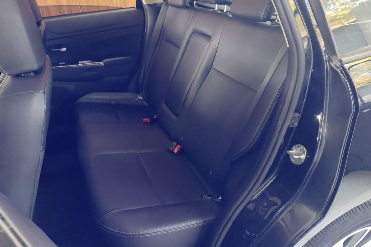 Used Mitsubishi ASX 2018 2.0L CVT Two-Wheel Drive Deluxe Edition Left Rear Seat