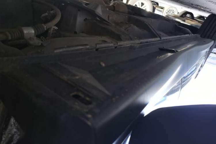 Used Mitsubishi ASX 2018 2.0L CVT Two-Wheel Drive Deluxe Edition Left Side Sill
