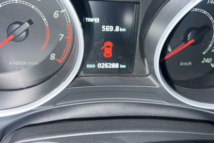 Used Mitsubishi ASX 2018 2.0L CVT Two-Wheel Drive Deluxe Edition Odometer Close Up