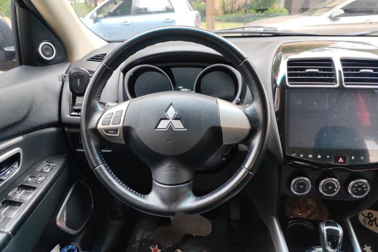 Used Mitsubishi ASX 2018 2.0L CVT Two-Wheel Drive Deluxe Edition Steering Wheel