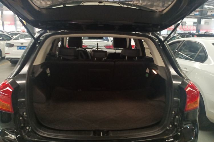 Used Mitsubishi ASX 2018 2.0L CVT Two-Wheel Drive Deluxe Edition Trunk