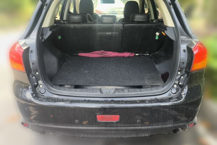 Used Mitsubishi ASX 2018 2.0L CVT Two-Wheel Drive Deluxe Edition Trunk