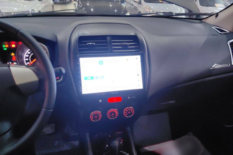Used Mitsubishi ASX 2018 2.0L CVT Two-Wheel Drive Deluxe Edition Audio And AC Panel