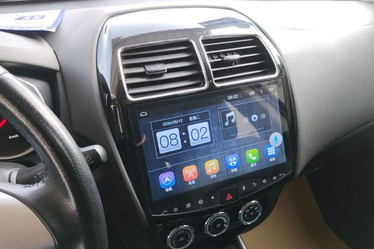Used Mitsubishi ASX 2018 2.0L CVT Two-Wheel Drive Deluxe Edition Audio And AC Panel