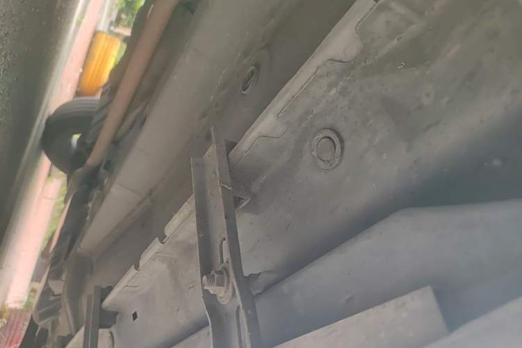 Used Mitsubishi ASX 2018 2.0L CVT Two-Wheel Drive Deluxe Edition Chassis Front Left
