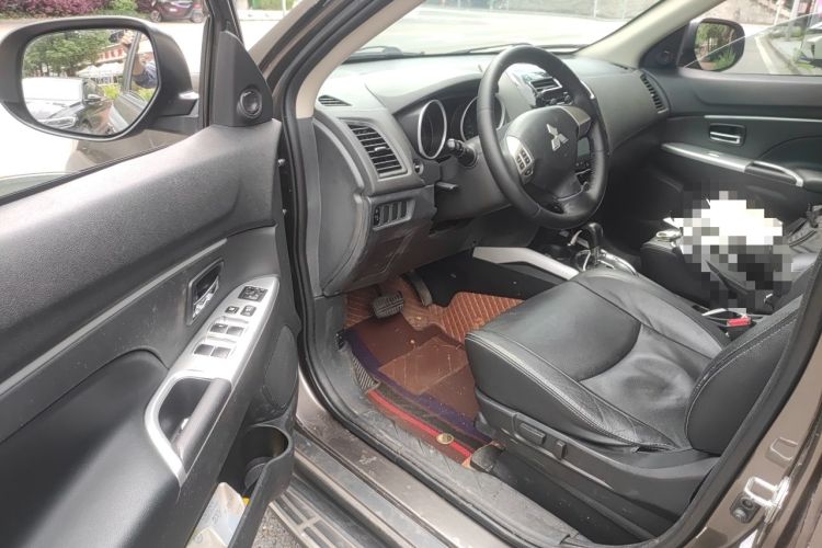 Used Mitsubishi ASX 2018 2.0L CVT Two-Wheel Drive Deluxe Edition Driver Seat