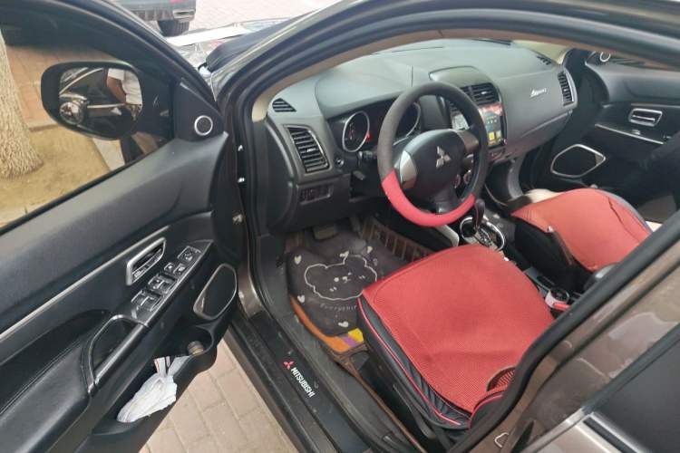 Used Mitsubishi ASX 2018 2.0L CVT Two-Wheel Drive Elite Edition Driver Seat