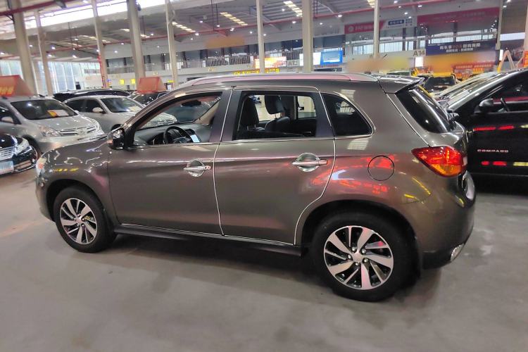 Used Mitsubishi ASX 2018 2.0L CVT Two-Wheel Drive Deluxe Edition Exterior 1