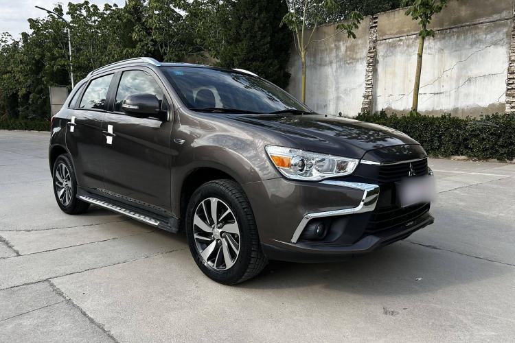 Used Mitsubishi ASX 2018 2.0L CVT Two-Wheel Drive Deluxe Edition Exterior 2