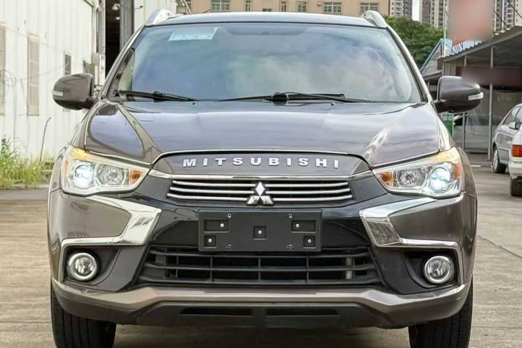 Used Mitsubishi ASX 2018 2.0L CVT Two-Wheel Drive Deluxe Edition Exterior 8