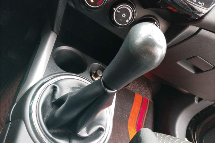 Used Mitsubishi ASX 2018 1.6L Manual Two-Wheel Drive Fashion Edition Gear Lever
