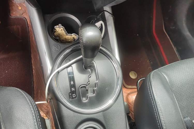 Used Mitsubishi ASX 2018 2.0L CVT Two-Wheel Drive Deluxe Edition Gear Lever