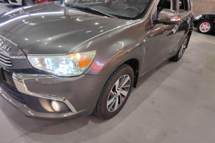 Used Mitsubishi ASX 2018 2.0L CVT Two-Wheel Drive Deluxe Edition Left Front Headlight