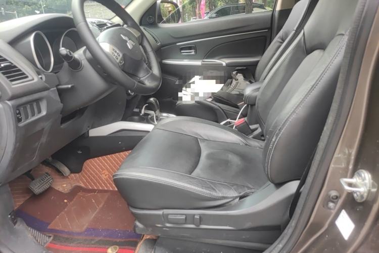 Used Mitsubishi ASX 2018 2.0L CVT Two-Wheel Drive Deluxe Edition Left Front Seat