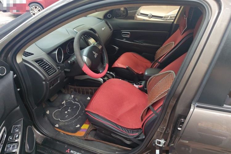 Used Mitsubishi ASX 2018 2.0L CVT Two-Wheel Drive Elite Edition Left Front Seat