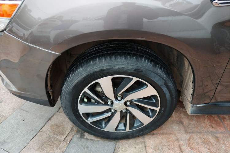 Used Mitsubishi ASX 2018 1.6L Manual Two-Wheel Drive Fashion Edition Left Front Wheel Hub