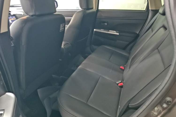 Used Mitsubishi ASX 2018 2.0L CVT Two-Wheel Drive Deluxe Edition Left Rear Seat