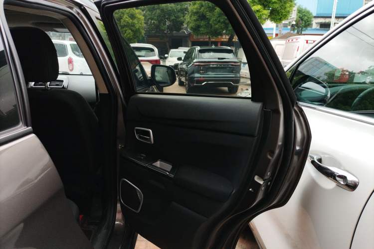 Used Mitsubishi ASX 2018 1.6L Manual Two-Wheel Drive Fashion Edition Right Rear Door Interior